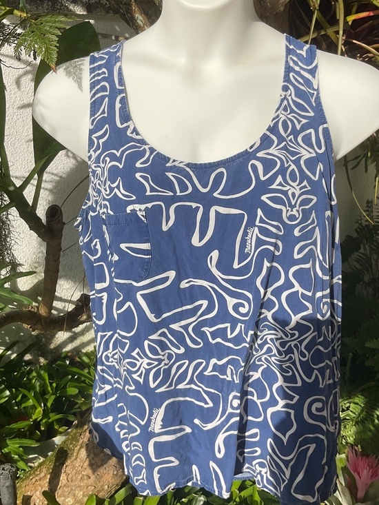 Manuhealii Tops - Manuheali’i Blue & White Sleeveless Top Size XL